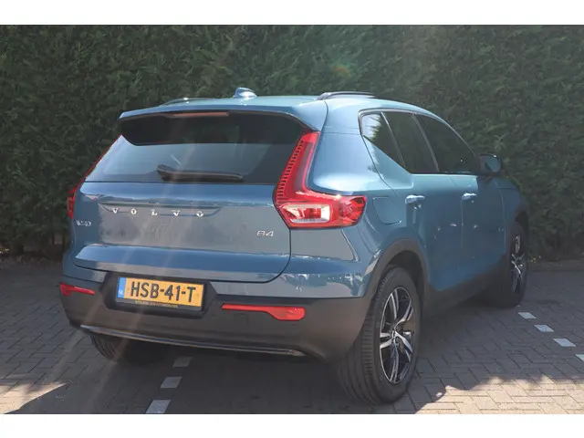 Volvo XC40 3