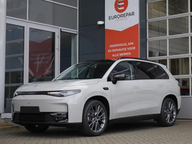 Leapmotor C10 REEV Design 28.4 kWh 2025 Hybride Benzine 47