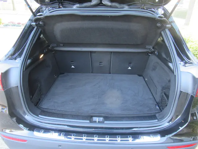 Mercedes-Benz GLA 200 Business Solution 2021 Benzine 9