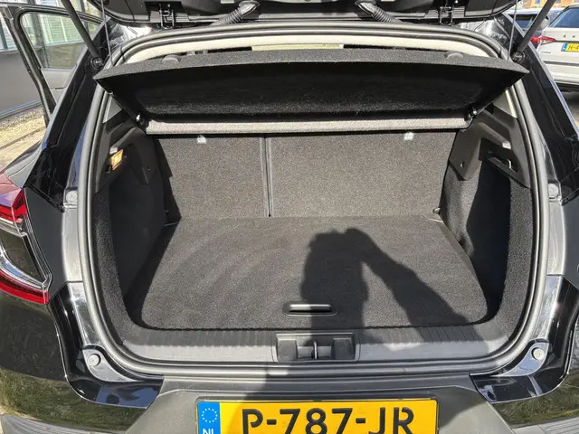 Renault Captur 1.3 TCe 130 Intens 2020 Benzine 23