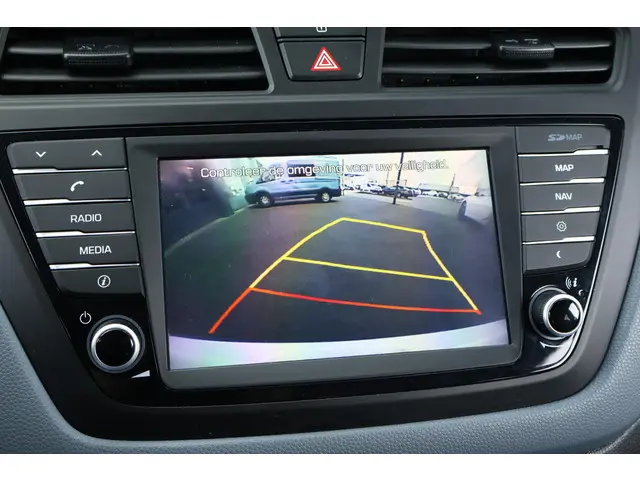 Hyundai i20 Coupé 1.0 T-GDI Premium 2017 Benzine 24