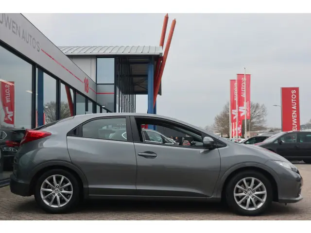 Honda Civic 1.8 Sport 2012 Benzine 8
