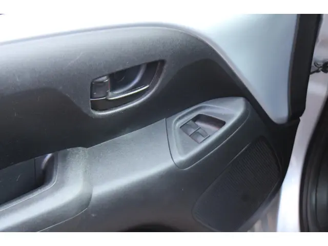 Peugeot 108 1.0 VTi Active Automaat 2015 Benzine 13