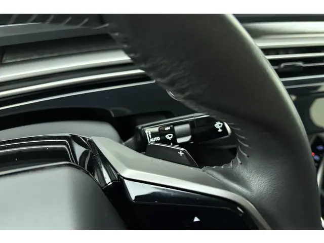 Peugeot 3008 1.2 Hybrid 145 Allure 2025 Hybride Benzine 22