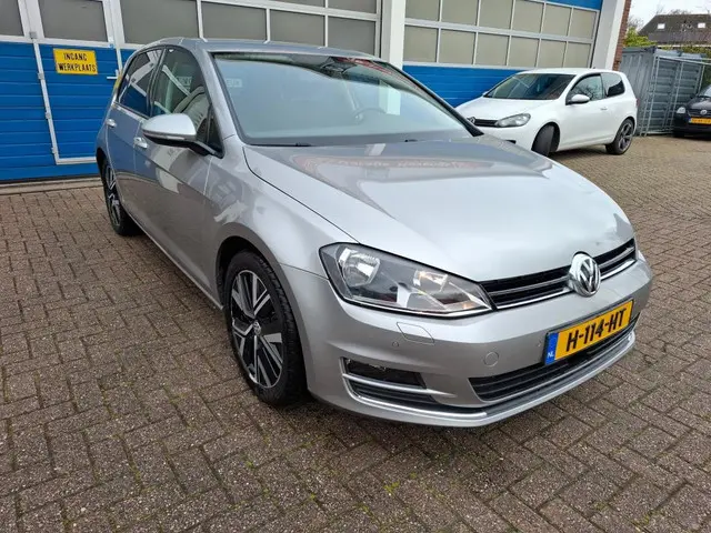 Volkswagen Golf 1.4 TSI Highline 2013 Benzine 3