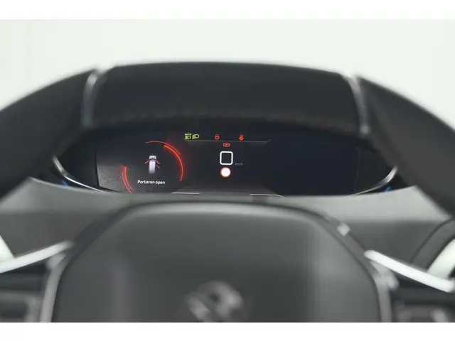 Peugeot 5008 PureTech 130 GT 2024 Benzine 42
