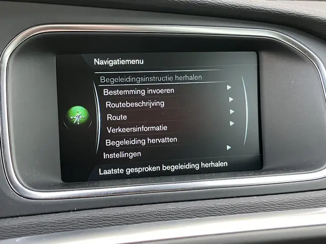 Volvo V40 Cross Country 1.5 T3 Summum 2016 Benzine 34