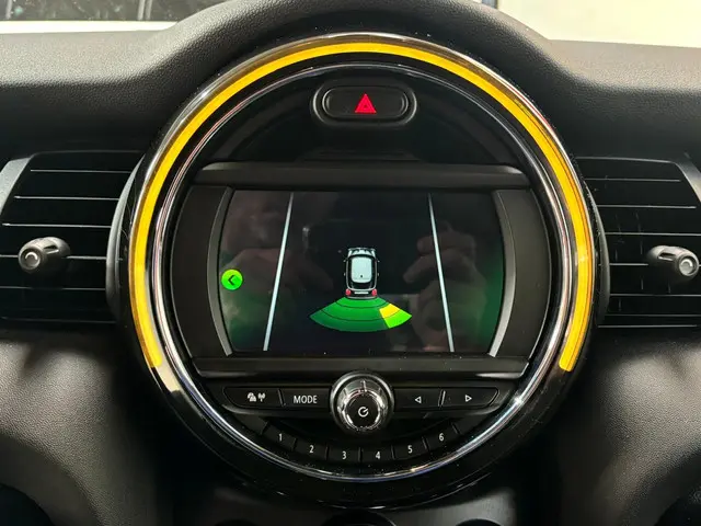 MINI Cooper Mini 1.5 Dalston Edition 2021 Benzine 22