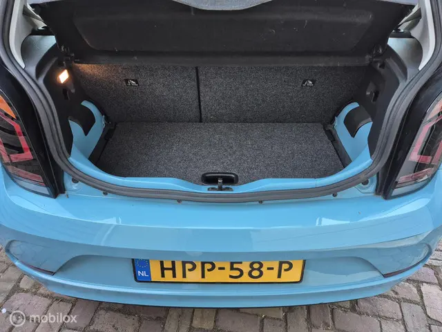Volkswagen up! 1.0 2023 Benzine 14