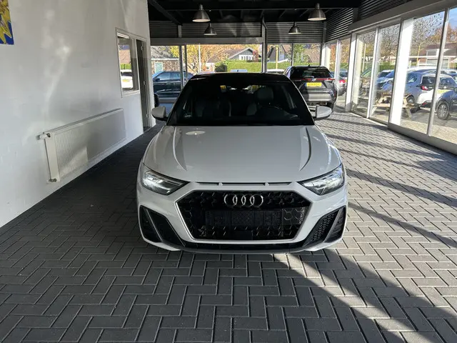 Audi A1 Sportback 30 TFSI Pro Line S 2021 Benzine 3
