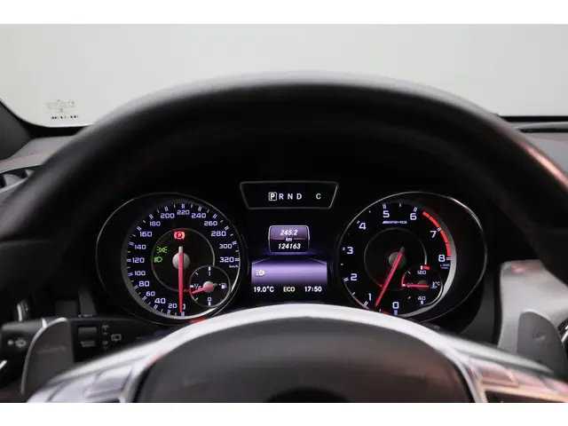 Mercedes-Benz GLA AMG 45 4Matic Edition 1 2014 Benzine 35