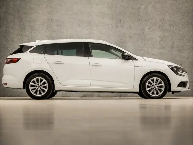 Renault Mégane Estate 1.2 TCe Limited Sport 2018 Benzine 4