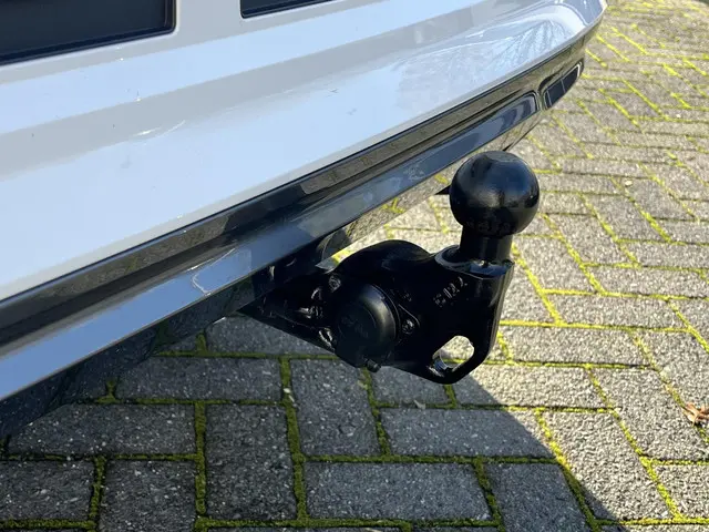 CUPRA Ateca 1.5 TSi DSG 2024 Benzine 28