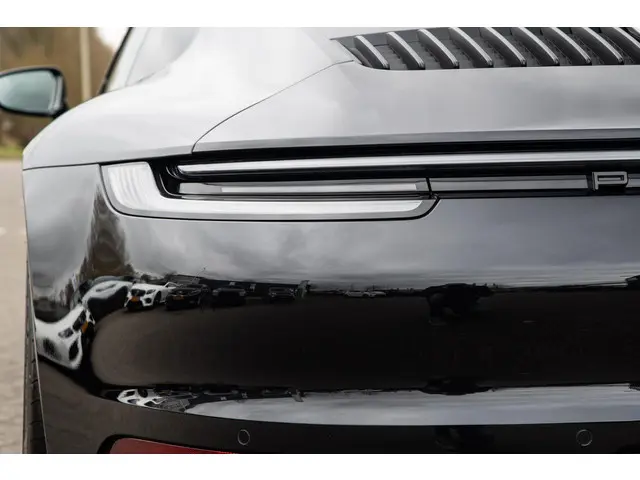 Porsche 911 3.0 Carrera 2020 Benzine 28
