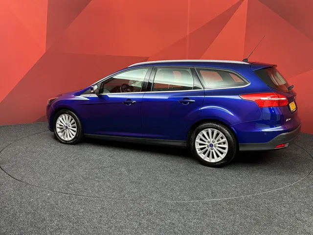 Ford Focus Wagon 1.0 Titanium 2015 Benzine 26