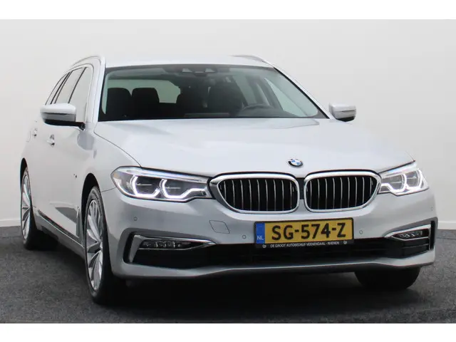 BMW 5 Serie Touring 520i High Executive 2018 Benzine 24