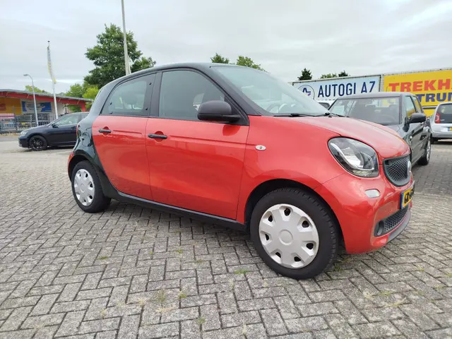 Smart Forfour 1.0 Pure/CRUISCONTROL/NAP 2015 Benzine 11