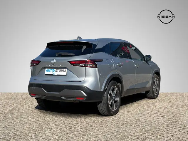 Nissan QASHQAI 1.3 MHEV N-Connecta 2023 Benzine 4