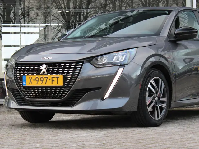 Peugeot 208 1.2 PT Style 2023 Benzine 14