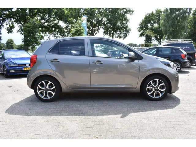 Kia Picanto 1.0 CVVT First Edition 2017 Benzine 3