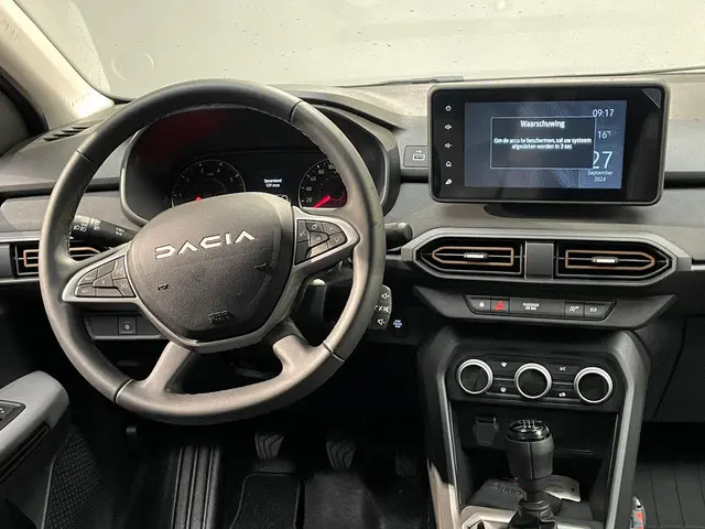 Dacia Jogger 1.0 TCe 110 Extreme 2024 Benzine 16