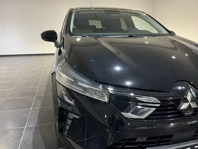 Mitsubishi Colt 1.6 HEV Intense 2026 Hybride Benzine 20