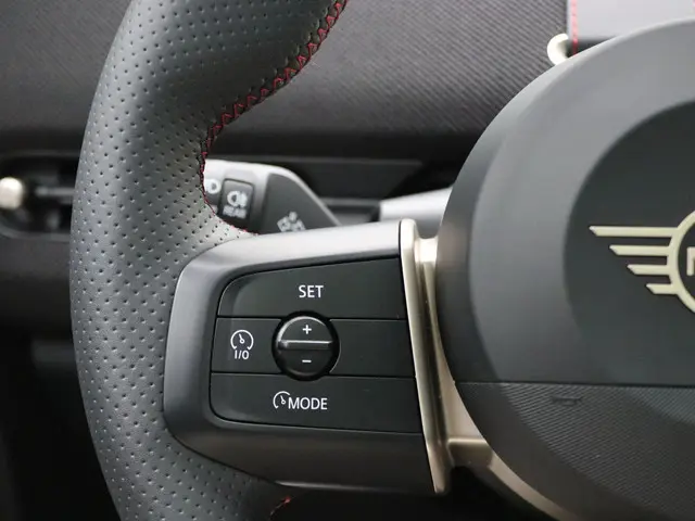 MINI Aceman SE 2025 Elektrisch 17