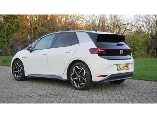 Volkswagen ID.3 First Plus 58 kWh SOH 86% 2020 Elektrisch 5