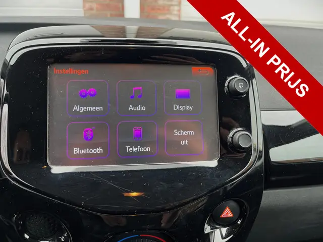 Peugeot 108 1.0 e-VTi Allure 2016 Benzine 15