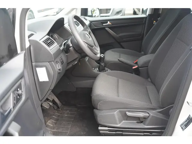 Volkswagen Caddy Maxi 1.0 TSI Trendline 2020 Benzine 32