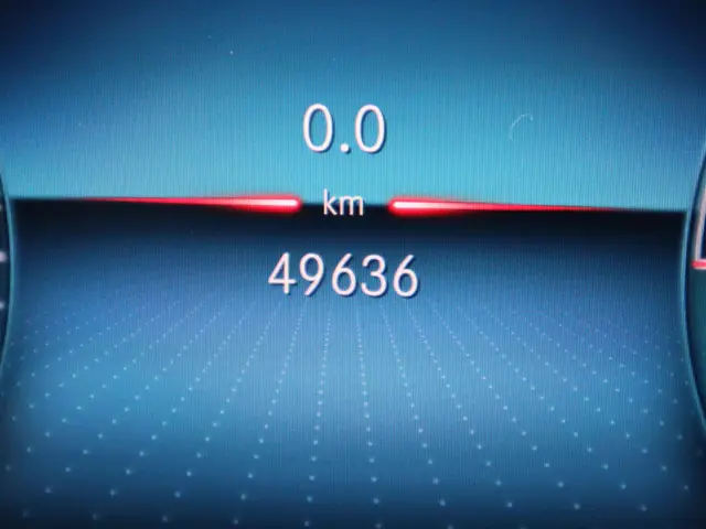 Mercedes-Benz EQB 300 4MATIC AMG line 2022 Elektrisch 18