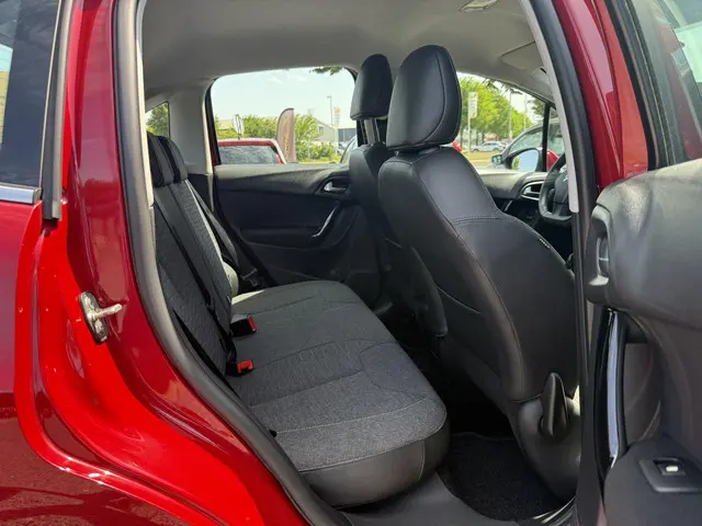 Citroën C3 1.2 PureTech Collection 2015 Benzine 8