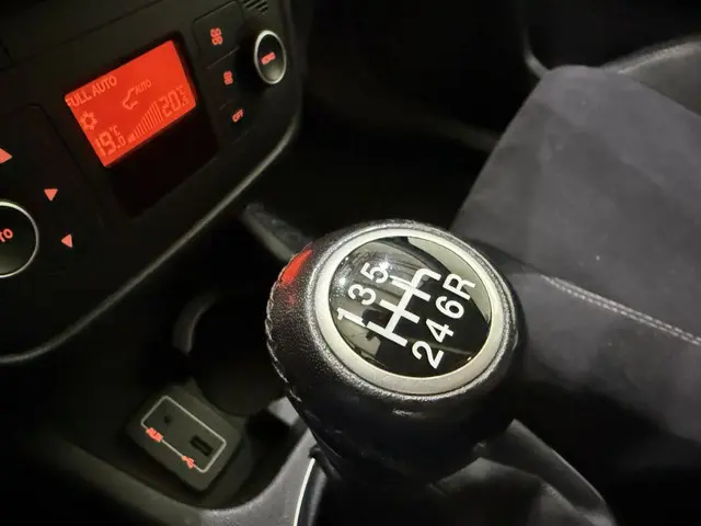Fiat Punto 0.9 TwinAir Turbo 100 Lounge 2015 Benzine 15