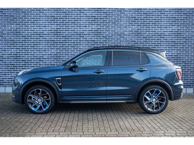 Lynk & Co 01 Plug-in Hybrid 2021 Hybride Benzine 5