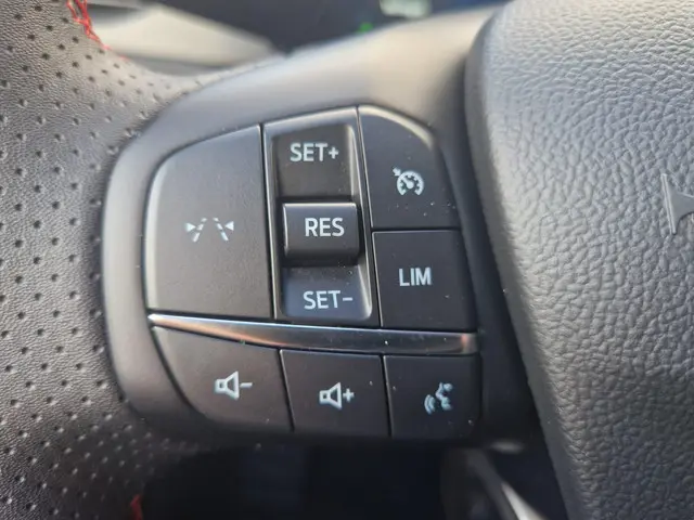 Ford Kuga 2.5 PHEV ST-Line 2025 Hybride Benzine 11