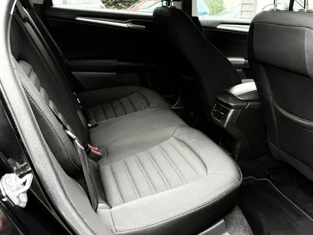 Ford Mondeo Wagon 1.5 Titanium automaat 2018 Benzine 14