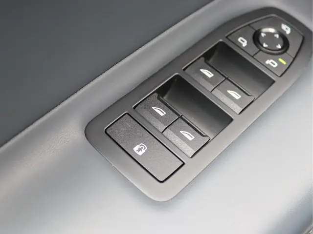BMW iX xDrive40 High Executive 77 kWh 2021 Elektrisch 31