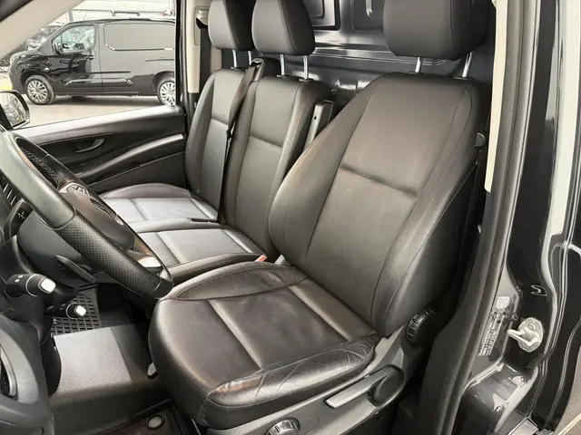Mercedes-Benz eVito eVito Lang 66 kWh 2023 Elektrisch 2