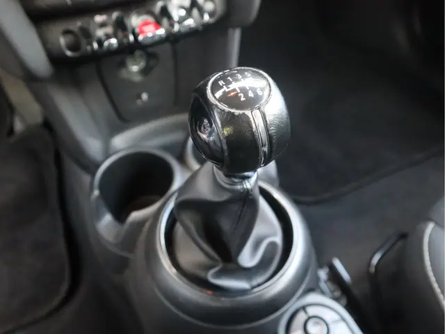 MINI 5-Deurs Mini 1.5 2019 Benzine 30