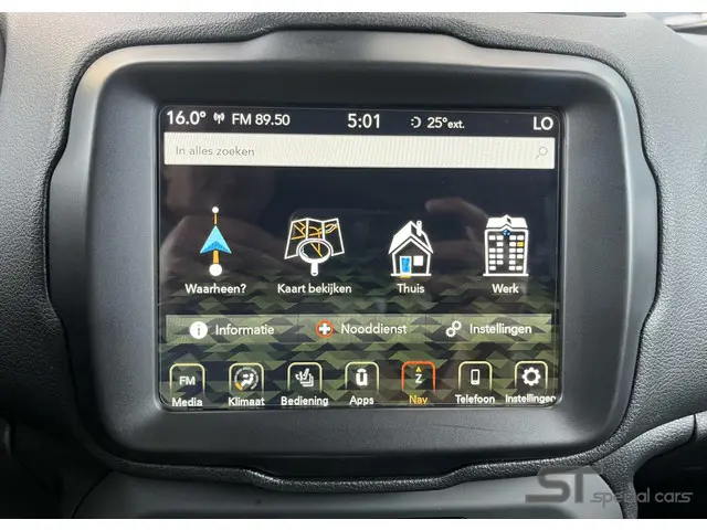 Jeep Renegade 1.3T Limited|Navi|Beats|19 inch 2019 Benzine 17