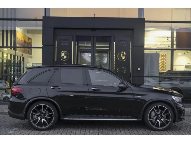 Mercedes-Benz GLC GLC43 AMG 367pk 4MATIC 2017 Benzine 6