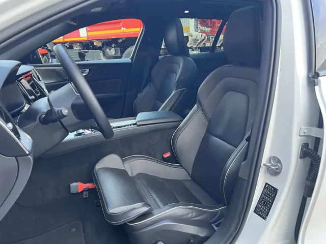 Volvo V60 2.0 B3 Plus Dark 2022 Hybride Benzine 16