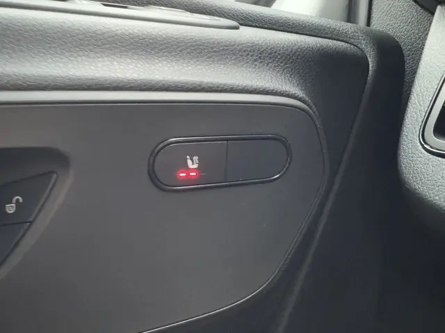 Mercedes-Benz eSprinter 112 2022 Elektrisch 24