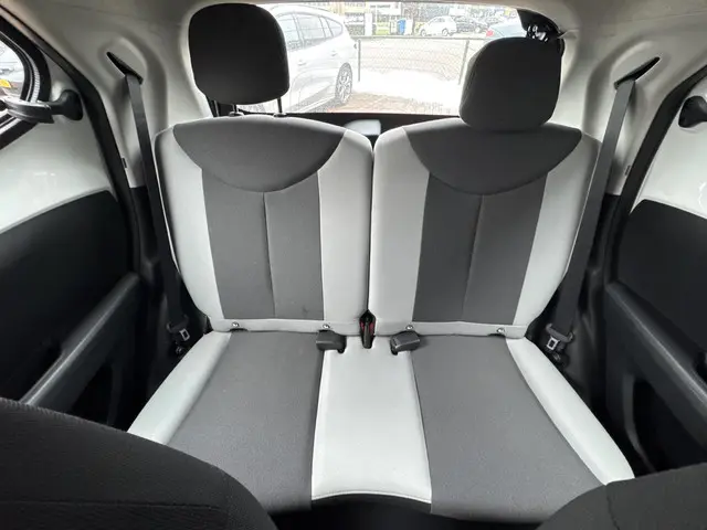 Toyota Aygo 1.0 VVT-i x-nav 2018 Benzine 17