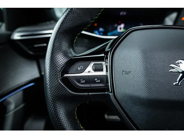Peugeot e-2008 EV GT Première 50 kWh 2020 Elektrisch 45
