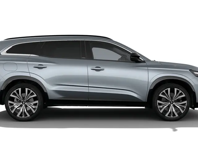 Renault Espace Iconic 2025 Hybride Benzine 12