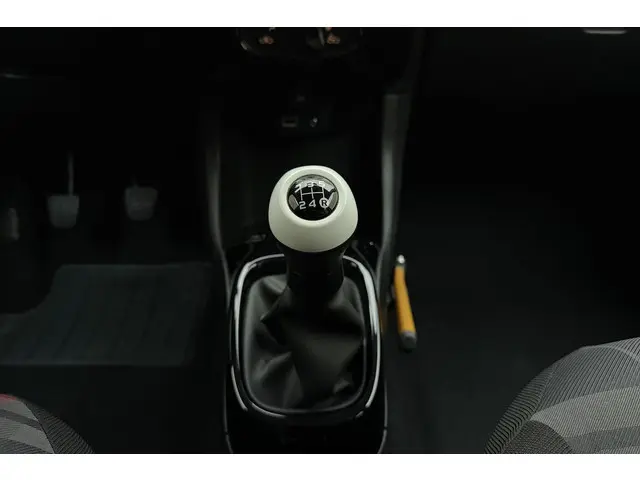 Peugeot 108 1.0 e-VTi Envy 2016 Benzine 21