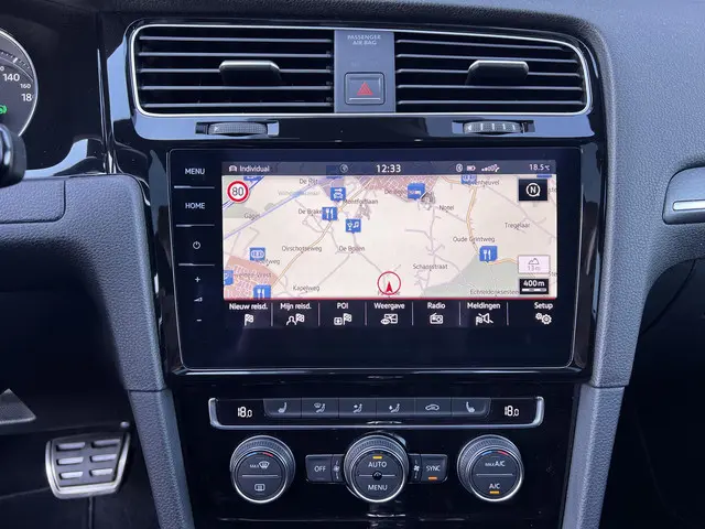 Volkswagen Golf 2.0 TSI GTI 2017 Benzine 12
