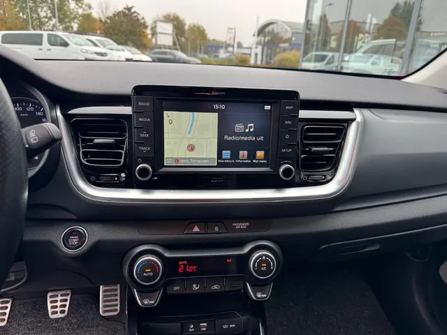 Kia Stonic 1.0 T-GDi DynamicLine 2019 Benzine 18