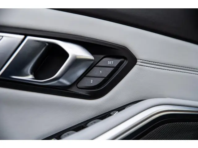 BMW M3 3-serie Touring xDrive Competition 2023 Benzine 61